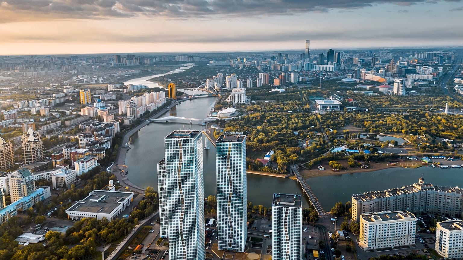 Kazakhstan is drawing foreign direct investment, even as global FDI flows slow. Here’s how: