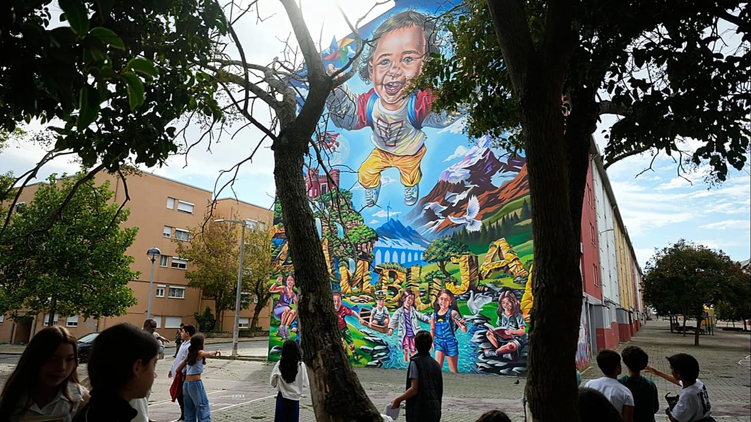 UN SUSTAINABLE DEVELOPMENT GOALS INSPIRE MURALS IN SOCIAL NEIGHBOURHOOD